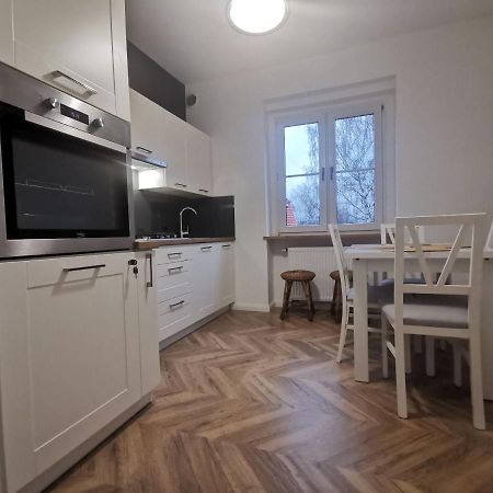 Apartament Black&White Jelenia Gora Exterior photo