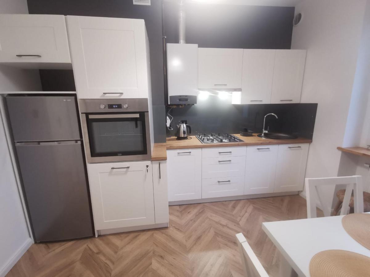 Apartament Black&White Jelenia Gora Exterior photo